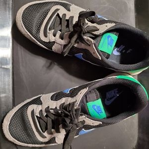 Nike Internationalist